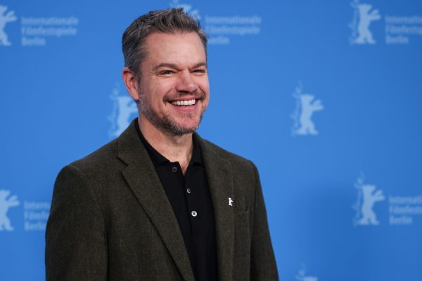 Οι ηθοποιοί Matt Damon και Ben Affleck στην ταινία The Rip του Netflix.