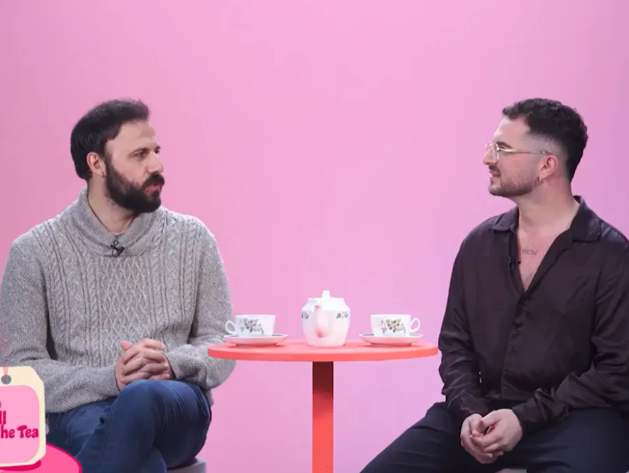 Ο Νίκος Γκέλια στο Spill the Tea: «Πριν πάει σχολείο το παιδί μου, φοβήθηκα μην πάθει τα ίδια»