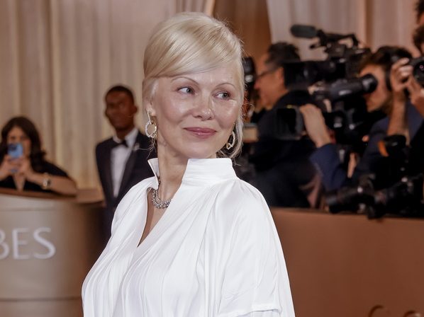 Η Pamela Anderson με τον Billy Bob Thornton στη ταινία Somedays