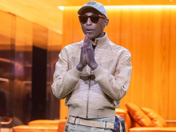 Ο Pharrell Williams χρίστηκε Ιππότης της Λεγεώνας της Τιμής