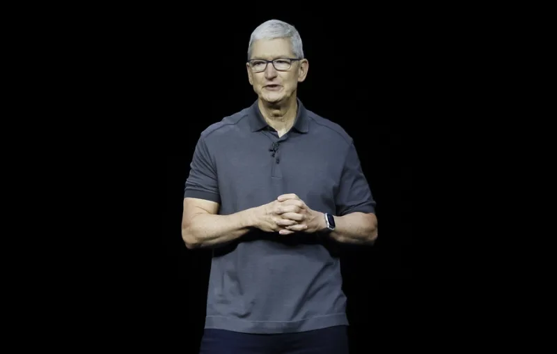 Ο Steve Jobs σε μια στιγμή σκέψης, ο οποίος ενίσχυε τη δημιουργικότητά του με το περπάτημα.