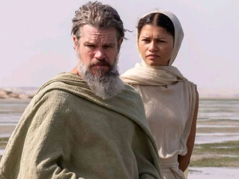 Ο Matt Damon και η Zendaya σε σκηνή από την ταινία Dune, για την οποία ο Elon Musk έκανε επίθεση στον Christopher Nolan.