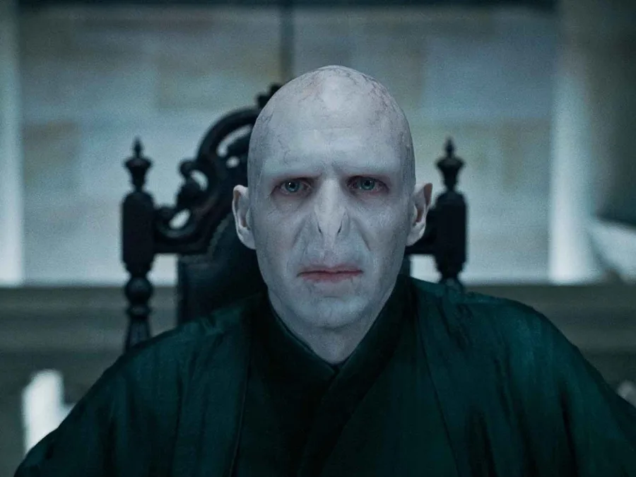Ο Ralph Fiennes ως Λόρδος Βόλντεμορτ στην ταινία Harry Potter.