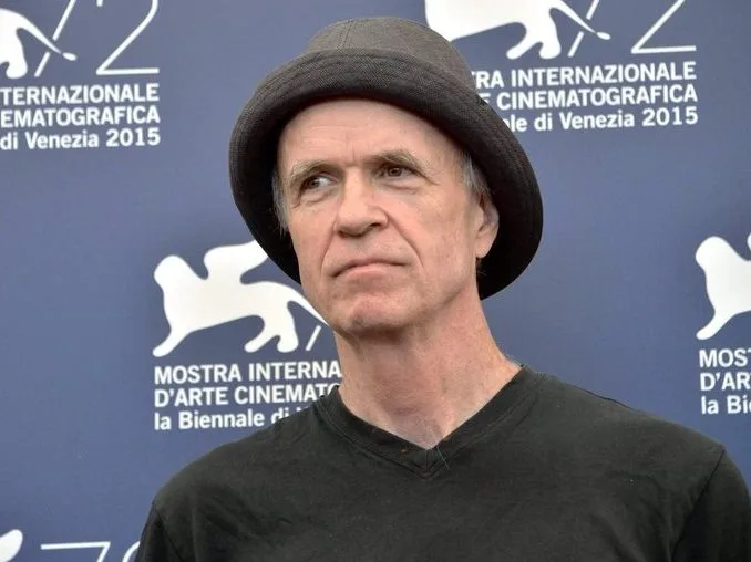 Πορτρέτο του ηθοποιού Tom Noonan, πρωταγωνιστή της ταινίας RoboCop, ο οποίος έφυγε από τη ζωή.