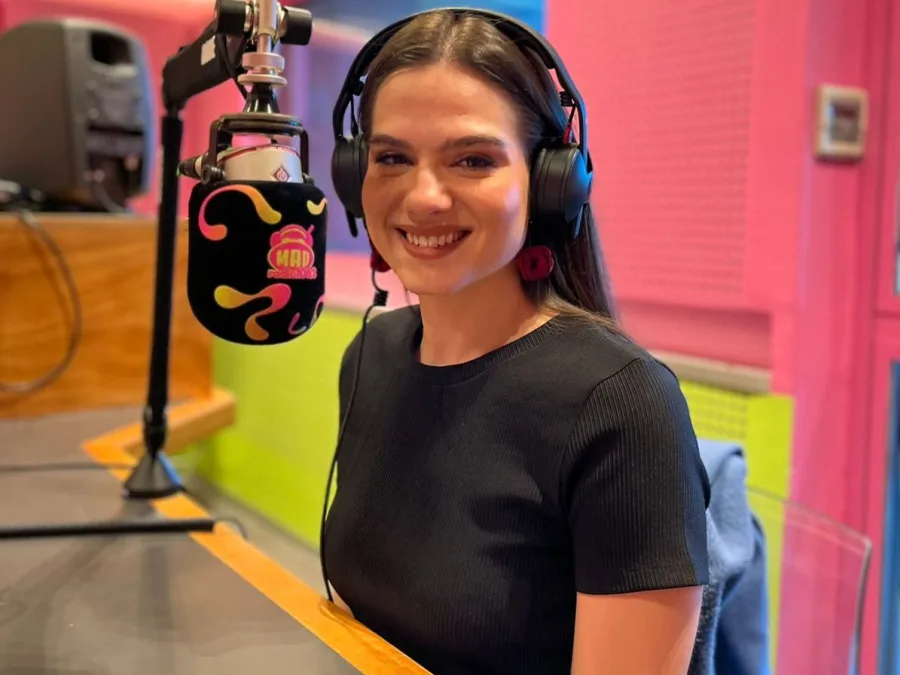 Η Αλεξάνδρα Σιετή στο στούντιο του Mad Radio 106,2.