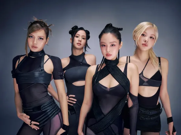 Οι Blackpink επέστρεψαν δυναμικά με το Deadline μετά από 3 χρόνια δισκογραφικής σιωπής (Video)