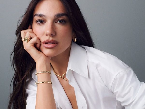 Η Dua Lipa η νέα πρέσβειρα του οίκου Bvlgari