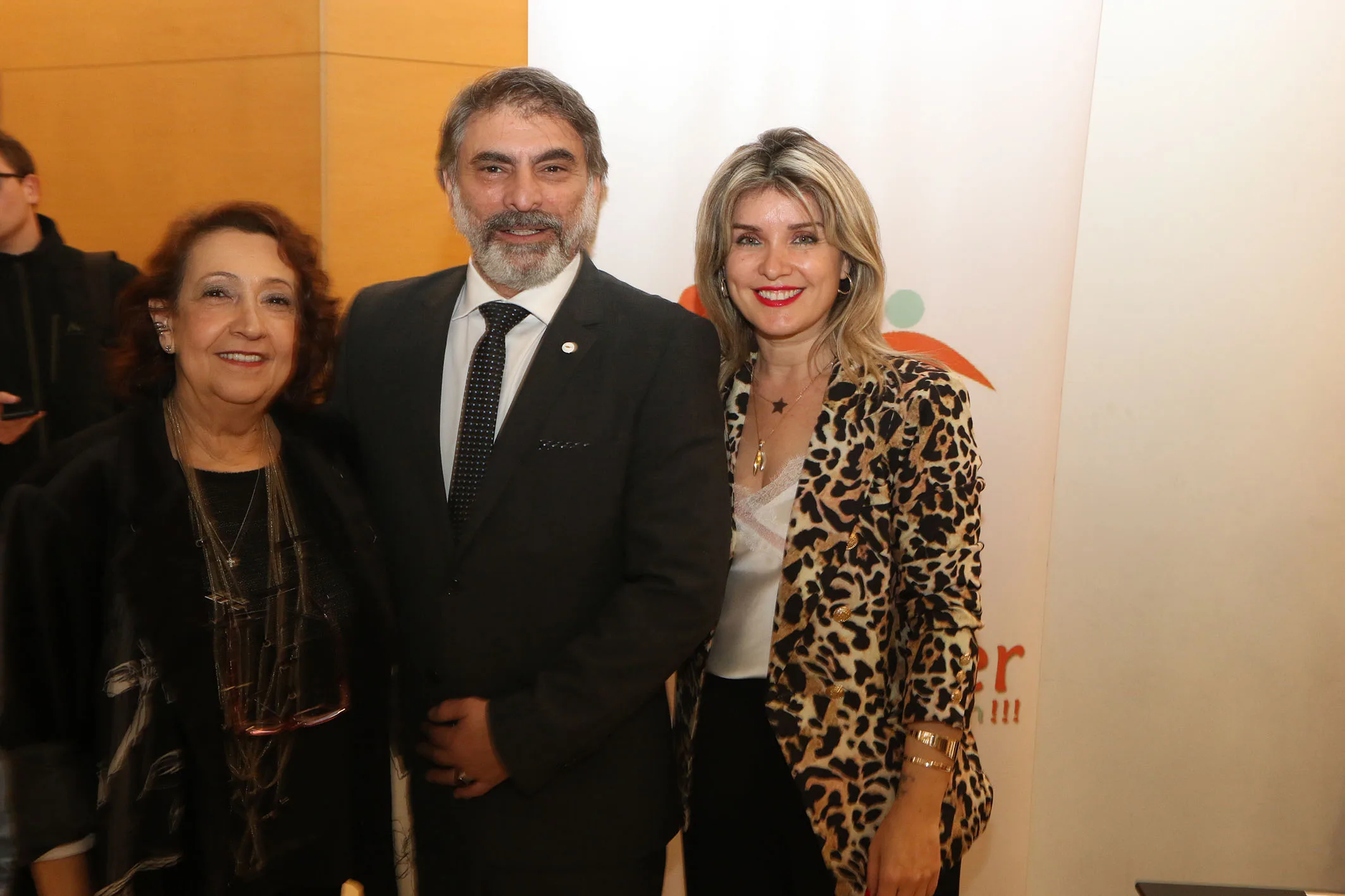 Ξένια Καλδάρα, Διομήδης Νικήτα και Πίστη Κρυσταλλίδου στην ημερίδα «Ιμάντες και Μεταποιητές» στο Ίδρυμα Μιχάλης Κακογιάννης.