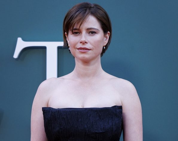 Η Απρόσμενη Χειρονομία που Άλλαξε τη Ζωή της Jessie Buckley και ο Διαχρονικός Απόηχος του Robert Duvall