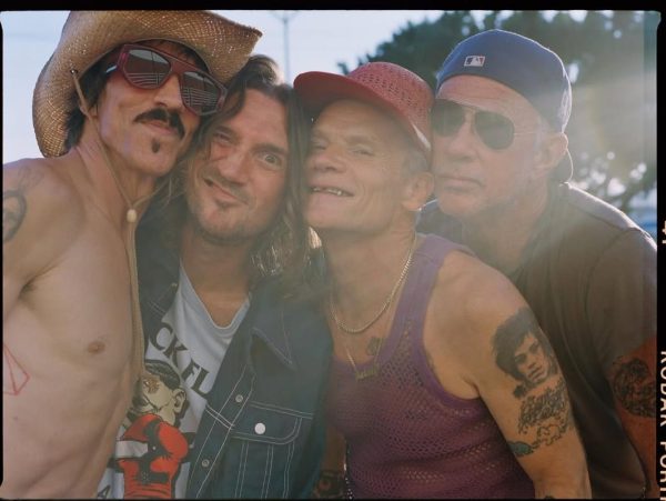Το Netflix αποκαλύπτει τα πρώτα χρόνια των Red Hot Chili Peppers μέσα από ένα νέο ντοκιμαντέρ