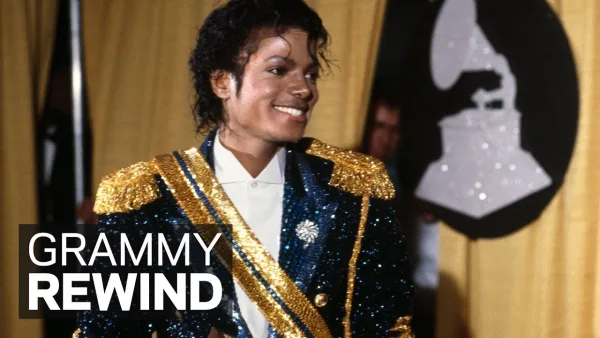 Ο Michael Jackson στα βραβεία Grammy με στολή στρατιωτικού στυλ