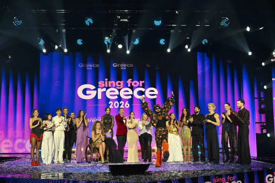 Συμμετέχοντες του Sing for Greece 2026 στην σκηνή του Εθνικού Τελικού, με την υπέροχη ατμόσφαιρα του διαγωνισμού.