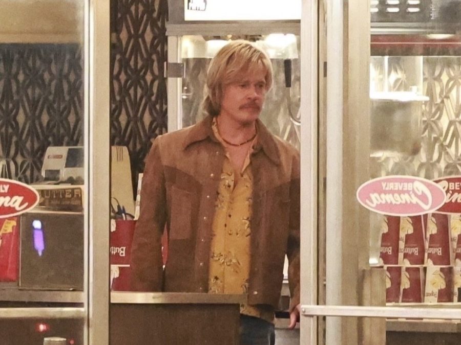 Ο Brad Pitt ξαναφοράει τα ρούχα του Cliff Booth για το «The Further Mis-Adventures of Cliff Booth»