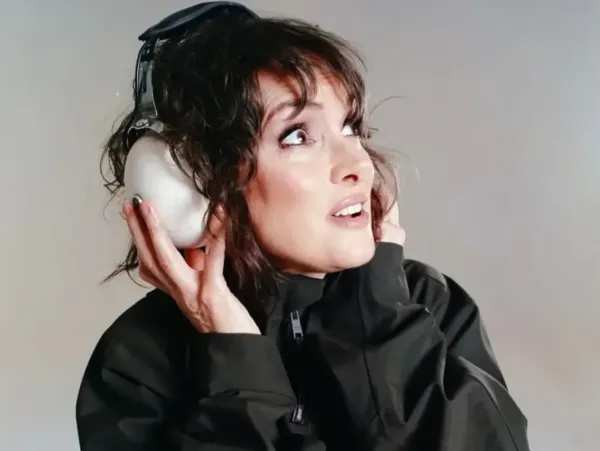Η Winona Ryder εντάσσεται στο cast της 3ης σεζόν της σειράς Wednesday