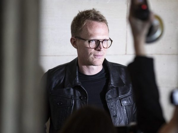 Το Αίνιγμα του Βόλντεμορτ: Ο Paul Bettany Διαψεύδει τις Φήμες Ενώ η Νέα Σειρά Harry Potter Παίρνει Σάρκα και Οστά