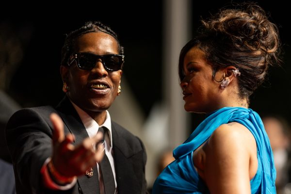 Πυροβολισμοί στο σπίτι της Rihanna στο Λος Άντζελες
