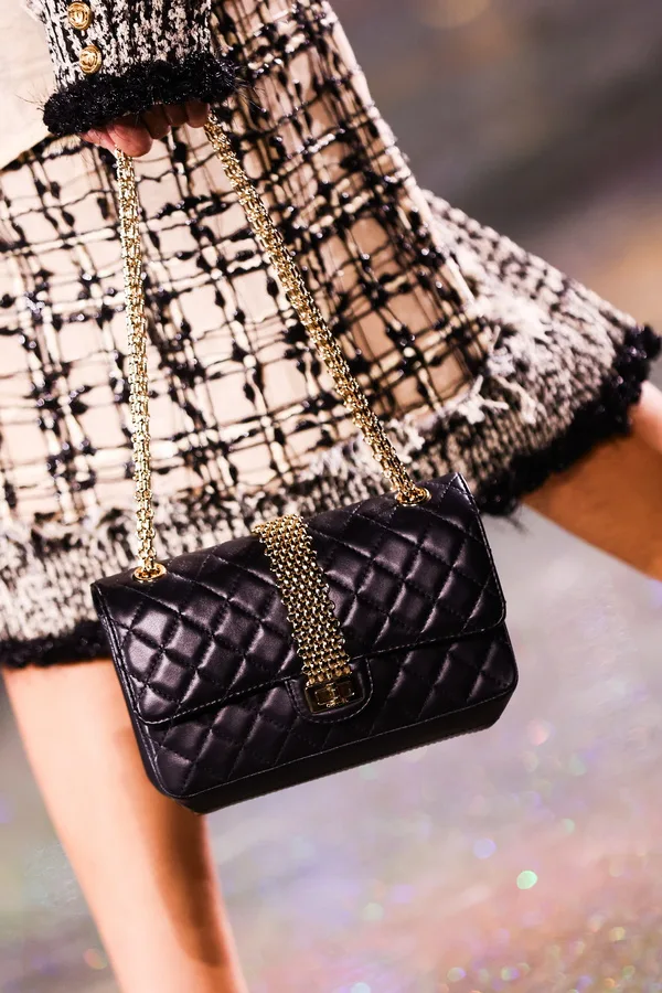 Νέες τσάντες Chanel σχεδιασμένες από τον Matthieu Blazy για τη σεζόν φθινόπωρο χειμώνας 2026.