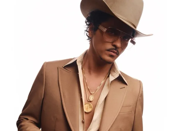 Πορτρέτο του Bruno Mars από τον επίσημο λογαριασμό του στο Instagram.