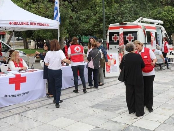 O Ελληνικός Ερυθρός Σταυρός διοργανώνει δράση ενημέρωσης και ευαισθητοποίησης για την Παχυσαρκία στην Πλατεία Συντάγματος