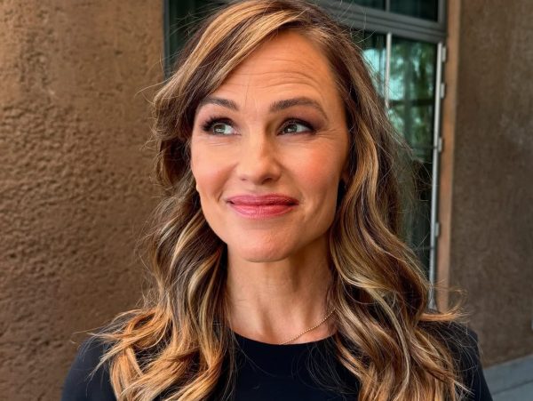 H συνταγή για scrambled eggs με pecorino από τη Jennifer Garner