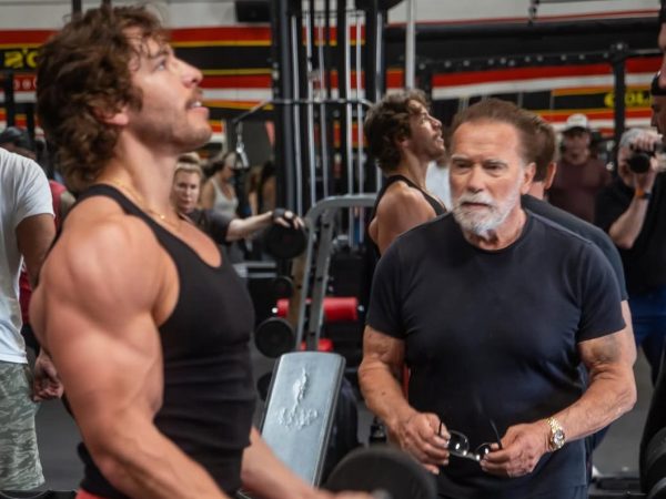 Ο γιος του Schwarzenegger κατέκτησε 3 χρυσά μετάλλια στο ντεμπούτο του στο bodybuilding