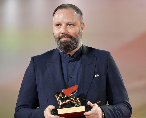 Ο Γιώργος Λάνθιμος για τη γενναία εξομολόγηση της συζύγου του: Μια δήλωση περηφάνιας και στήριξης