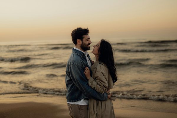 Τα 4 ζώδια που ερωτεύονται ξανά πριν προλάβουν να χωρίσουν