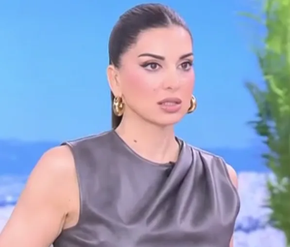 Η Ζήνα Κουτσελίνη μιλάει στο Happy Day για τον Γιώργο Λιάγκα και το «Ψαράκι» στο μικροσκόπιο.