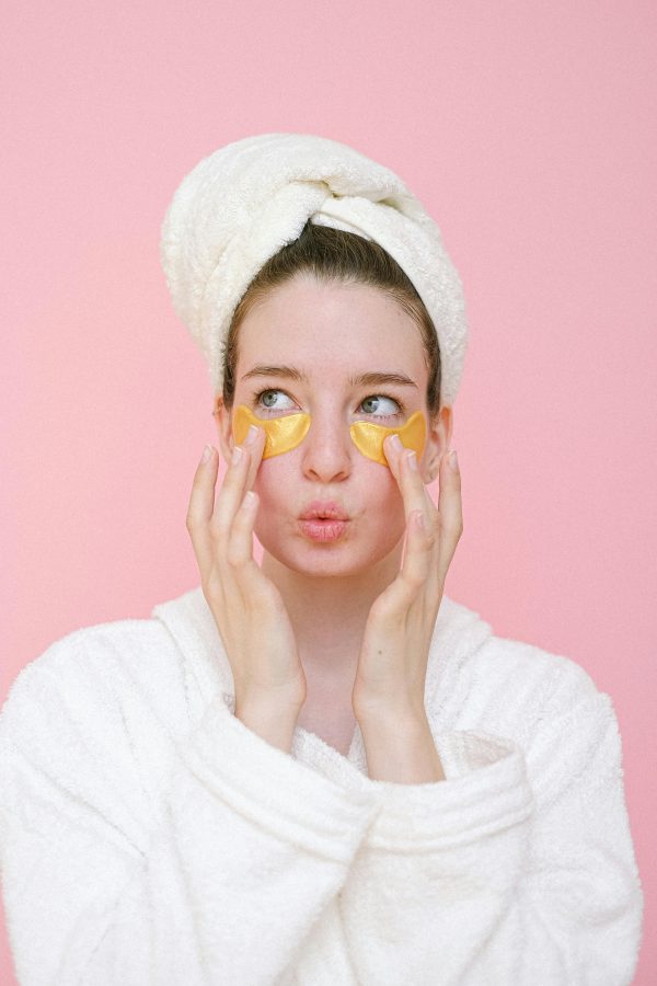 Summer skin reset: Οδηγός για φωτεινή και υγιή επιδερμίδα