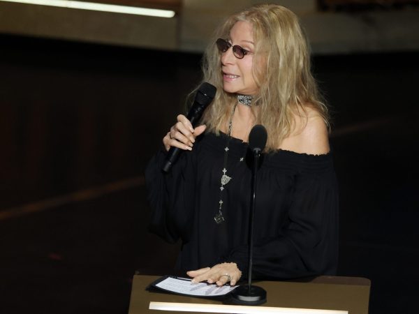 Συγκίνηση στα Όσκαρ 2026: Η Barbra Streisand Τιμά τον Robert Redford με μια Αξέχαστη Εμφάνιση