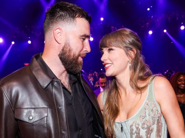 Η Stevie Nicks ετοιμάζει τη μεγαλύτερη έκπληξη στον γάμο της Taylor Swift