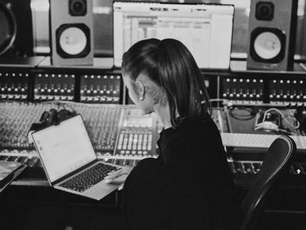 New album loading – Πίσω στο studio η Ariana Grande