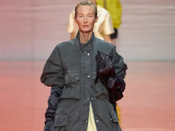 Outerwear edit: Οι 5 πιο hot τάσεις στα πανωφόρια για τη νέα σεζόν