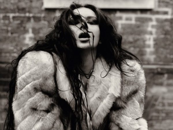 Charli XCX: Ο διάδοχος του «Brat» έρχεται και θα είναι πολύ ροκ!