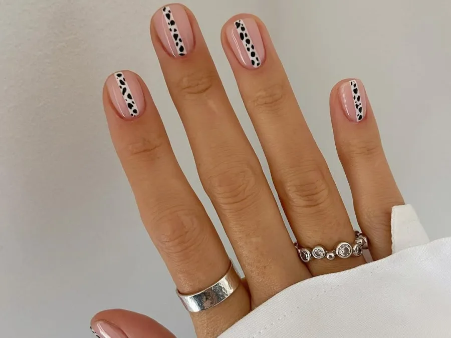dalmatian_nails
