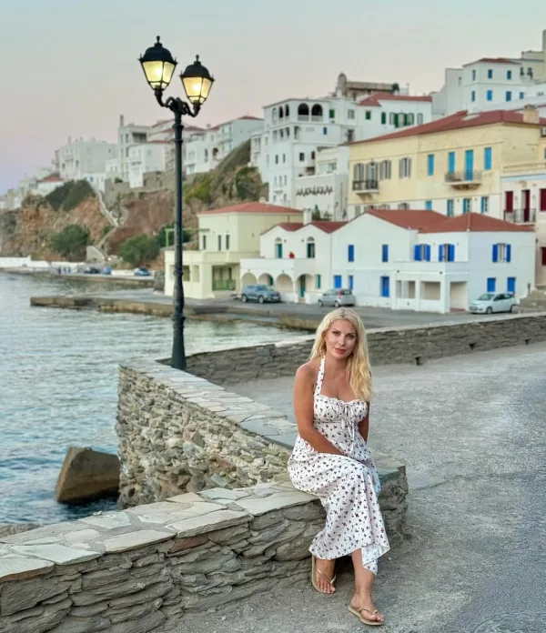 eleni_menegaki