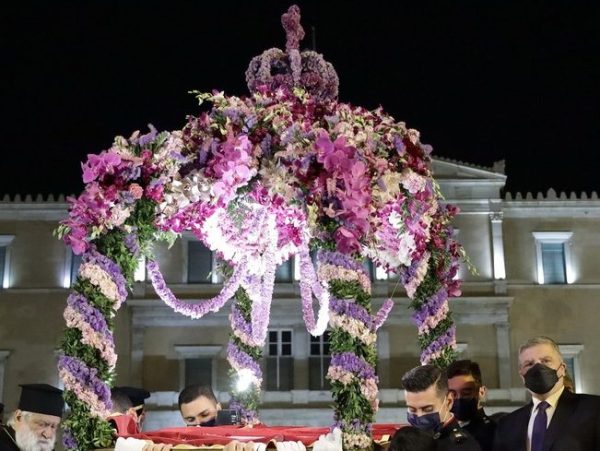 5 Fun Facts για τον Επιτάφιο που μάλλον δεν γνώριζες μέχρι σήμερα