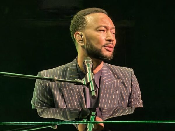 «The Road Home»: Ο John Legend ενσαρκώνει τον θρυλικό Harry Belafonte