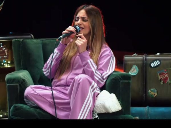 Η Daphne Lawrence στο Unplugged Stories: «Το να τραγουδώ δίπλα στην Άννα Βίσση ήταν ό,τι πιο αγχωτικό και ό,τι πιο όμορφο έχω ζήσει»