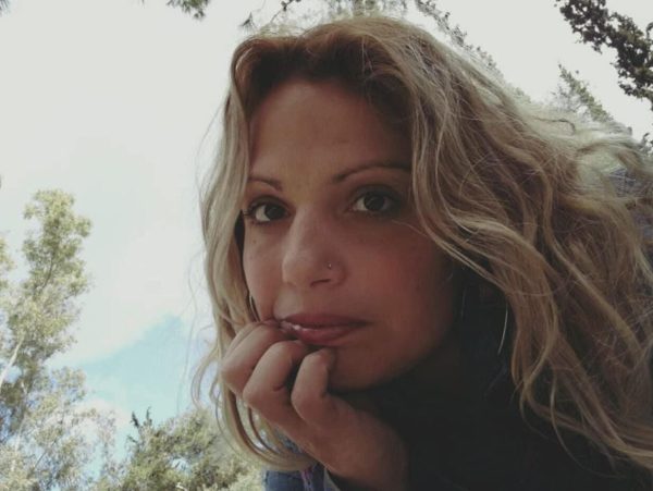 Πέθανε η τραγουδίστρια Νατάσα Μωυσόγλου – Η ανάρτηση που είχε προκαλέσει ανησυχία