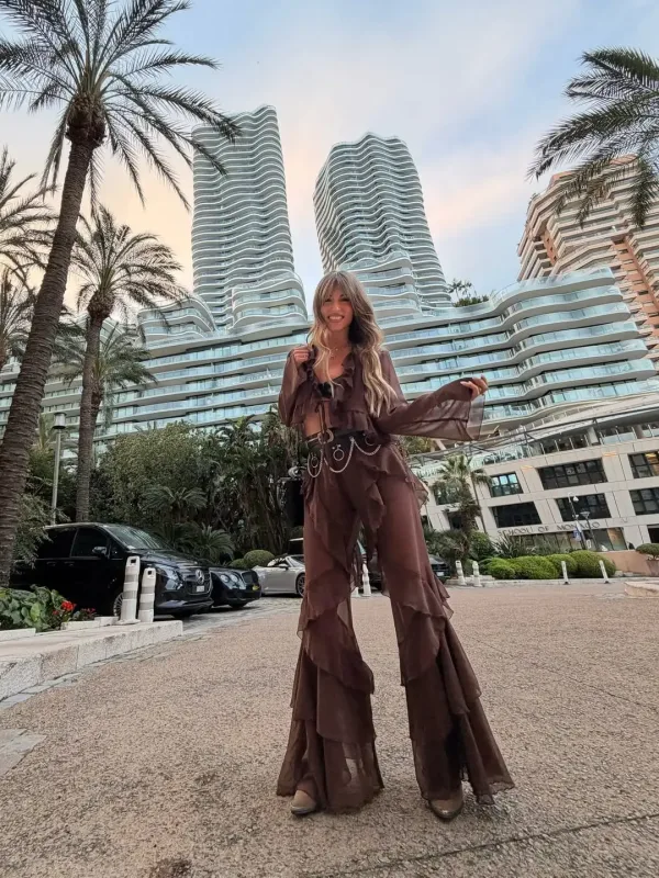 Ελληνίδα celebrity με εντυπωσιακή εμφάνιση απολαμβάνει τις διακοπές του Πάσχα 2026 σε εξωτικό προορισμό.