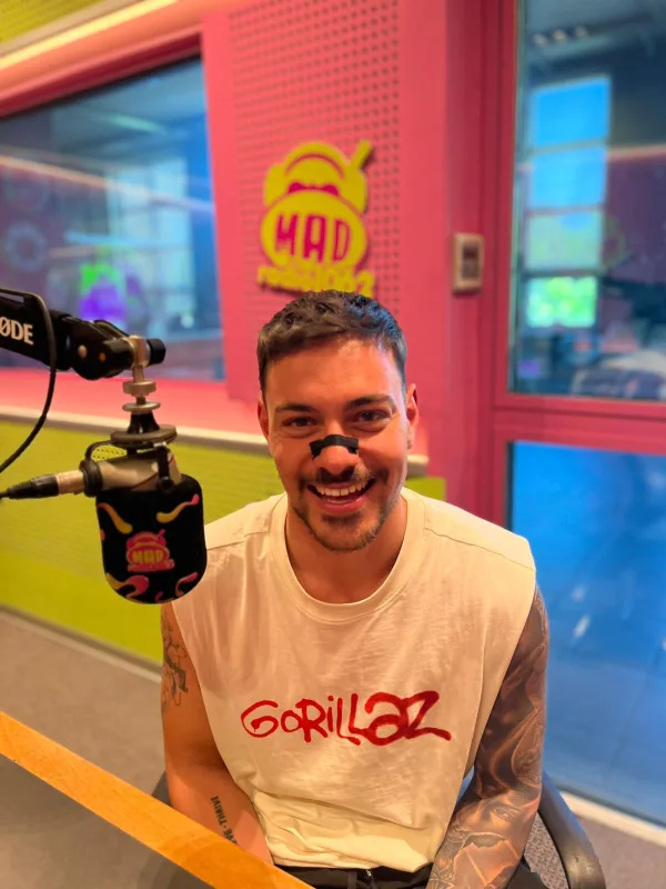 Ο Ορφέας Γενκιανίδης στο Mad Radio 106,2 μιλάει για τη ζωή του και όσα δεν γνωρίζει ο κόσμος.