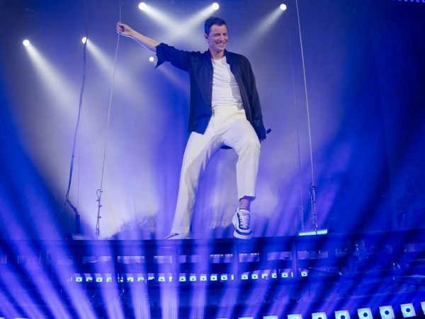 Σάκης Ρουβάς – Δημήτρης Κοντόπουλος στο studio: Η φωτογραφία που «γέννησε» σενάρια για το επόμενο μεγάλο hit