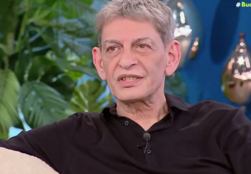 Ο Μιχάλης Ρακιντζής σε τηλεοπτική συνέντευξη