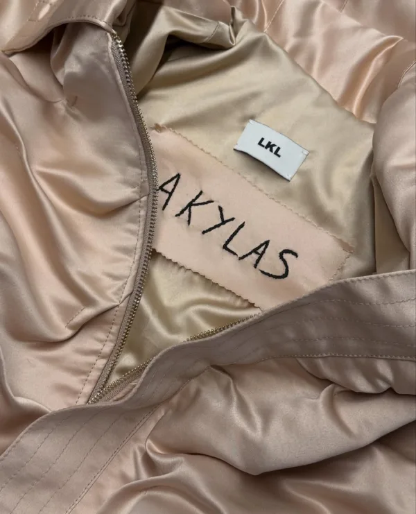 https://www.instagram.com/officiallkl/
