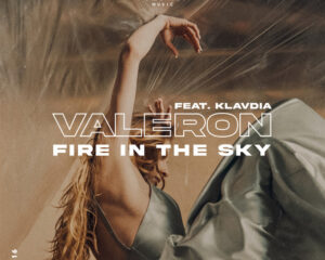Εξώφυλλο τραγουδιού Fire in the Sky