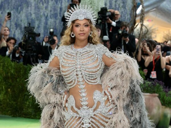 Met Gala 2026: Οι πιο εντυπωσιακές εμφανίσεις, τα μεγαλύτερα fashion fails και οι ηχηρές απουσίες