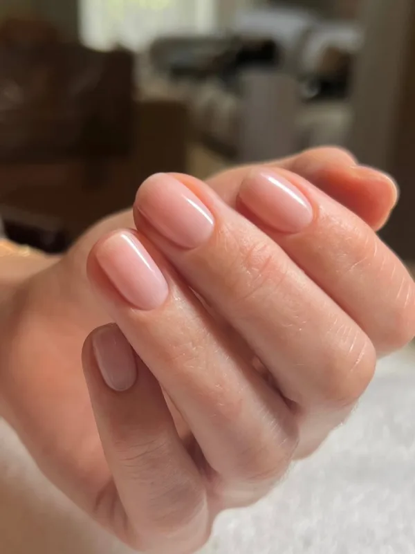 https://www.instagram.com/raelondonnails/