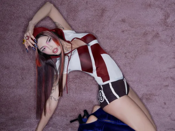 https://www.instagram.com/darnadude/