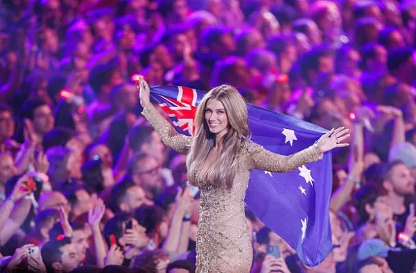 delta goodrem_______